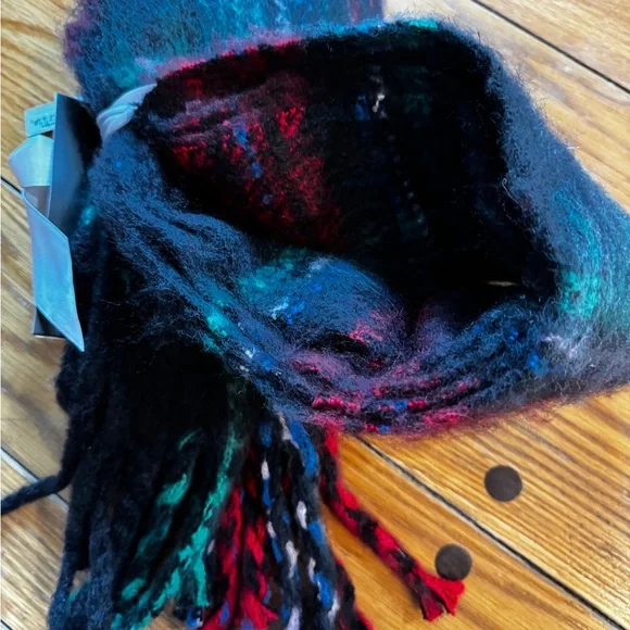 COCO and CARMEN Multicolor Scarf with Bracelets NWT - Picture 5 of 8